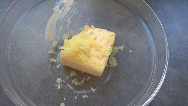 Masło czosnkowe z natką pietruszki