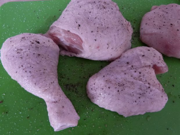 Mięso z kurczaka w skorupce z ajwaru 