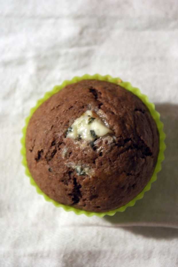 Muffinki czekoladowe z lazurową niespodzianką