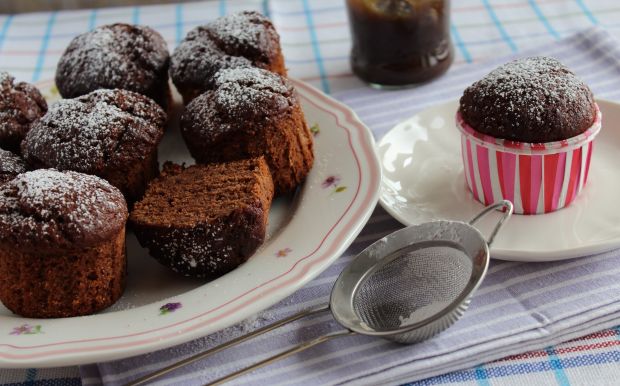 Muffinki czekoladowo-rabarbarowe 