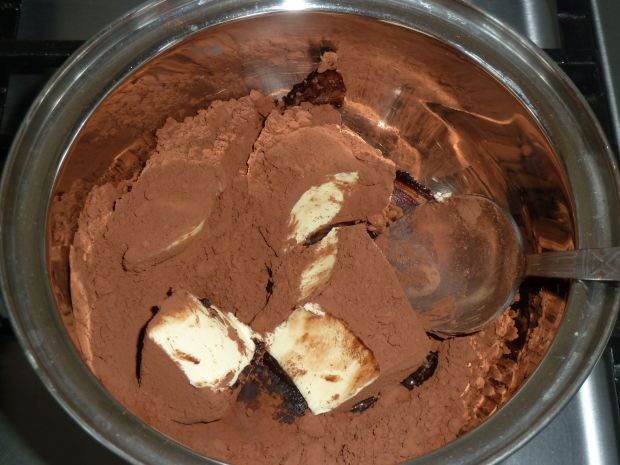 Muffinko-serniko-brownie z jeżynami
