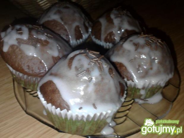 Muffiny czekoladowe z dżemem