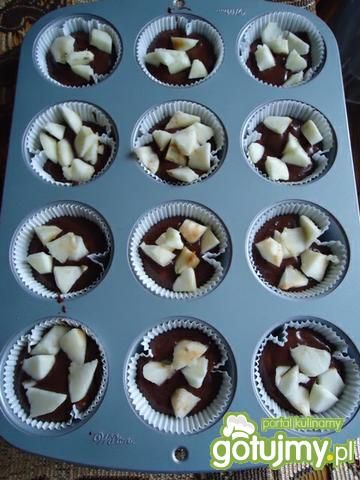 Muffiny czekoladowe z jabłkami