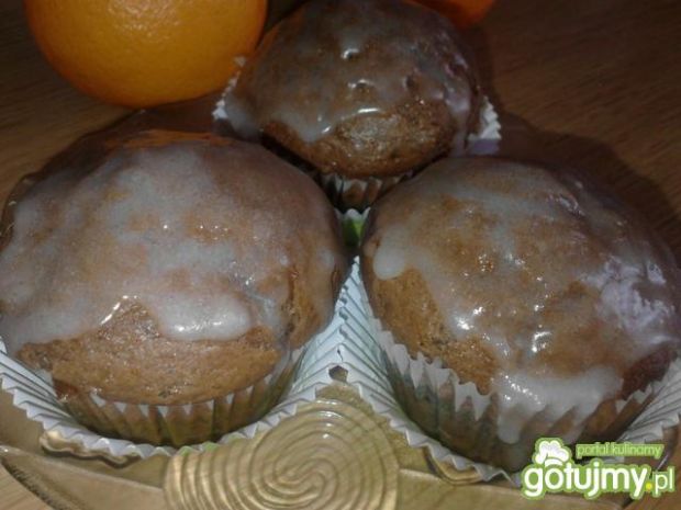 Muffiny pomarańczowe z czekoladą