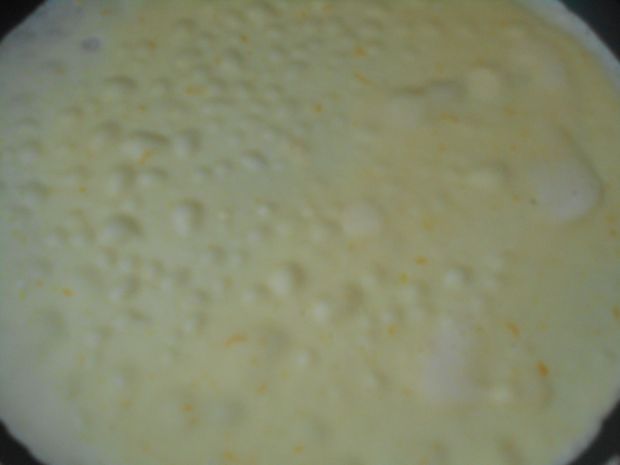 Naleśniki crepes suzette z truskawkami