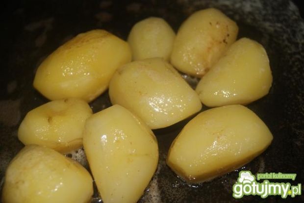 Odsmażane ziemniaki z nutka tymianku