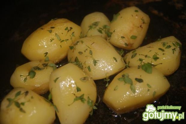 Odsmażane ziemniaki z nutka tymianku
