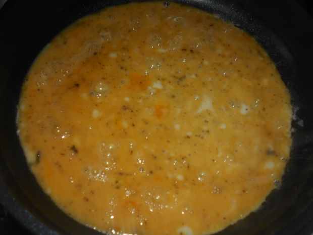 Omlet z młodą kapustą