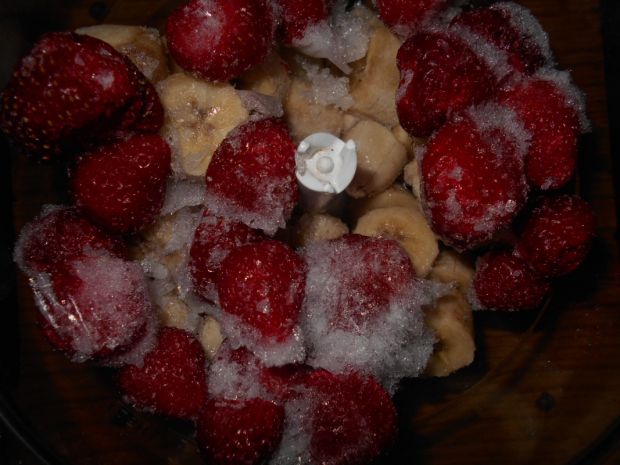 Owocowe lody z kaszą i miodem
