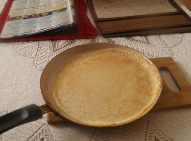 Pancake with lemon