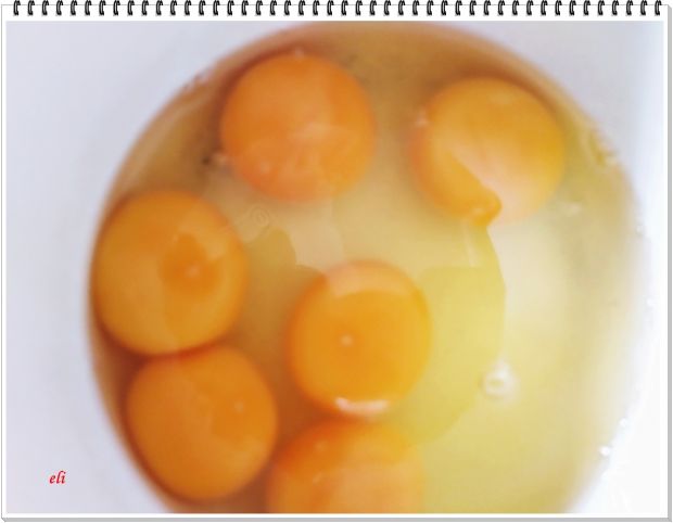 Papryka Eli grillowana z jajkami i szczypiorem