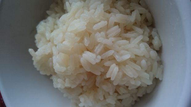 Paprykowe racuchy z gotowanym ryżem