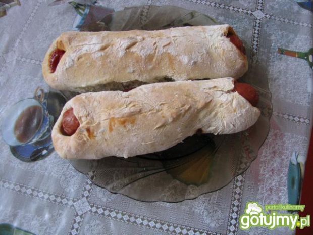 Parówki w ciescie czyli domowe hot-dogi.