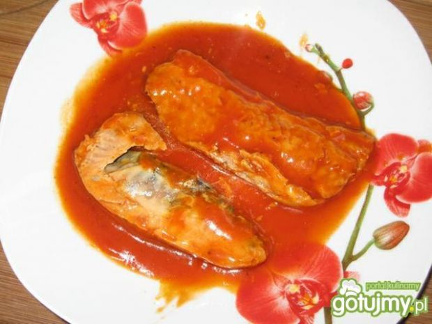 Pasta kanapkowa z makrelą w pomidorach