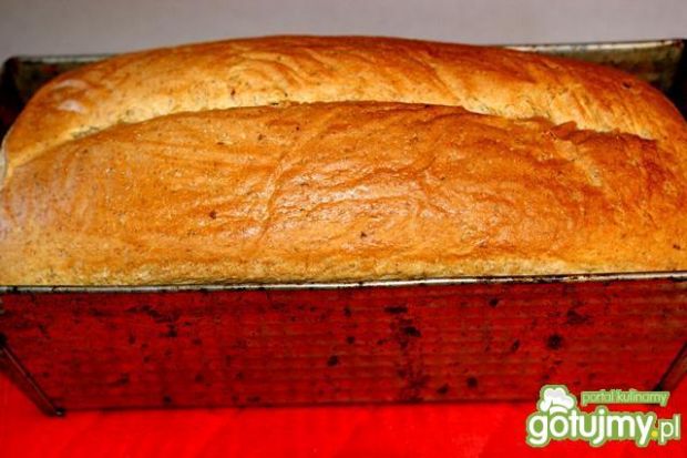 Pełnoziarnisty chleb tostowy z ziołami