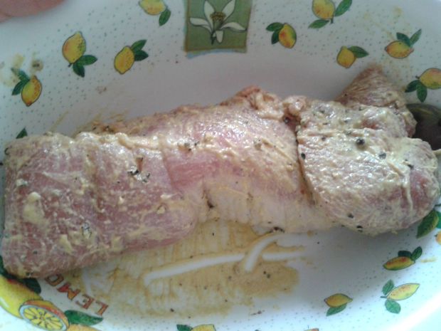 Pieczona polędwiczka wieprzowa z białą kiełbasą