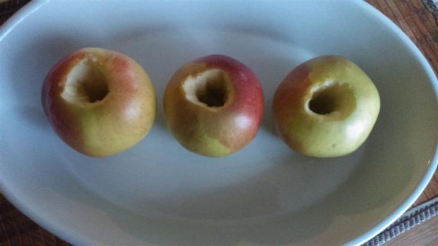 Pieczone jabłka z powidłami