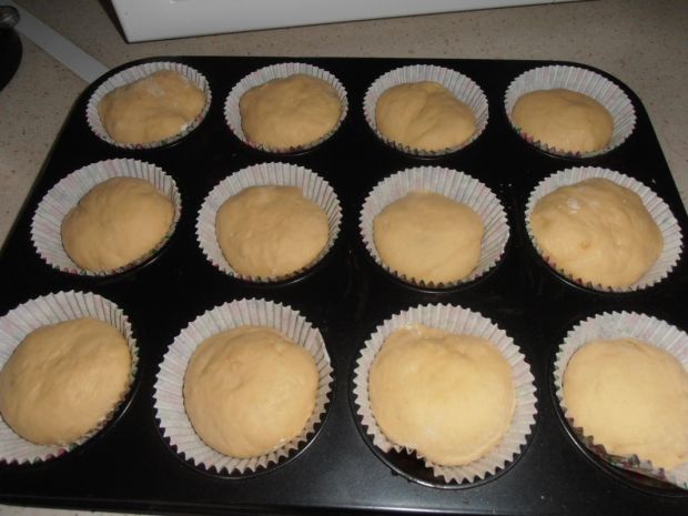 Pieczone pączki alla muffiny z nadzieniem 