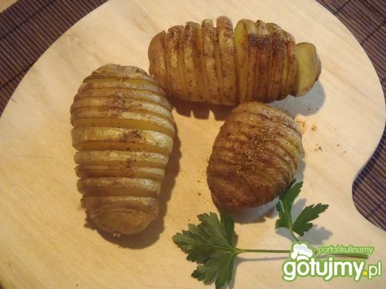 Pieczone ziemniaki z papryką