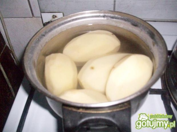 pikantne udko z ziemniakami i cebulką