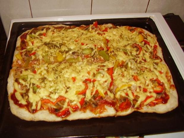 Pizza a'la Oluś