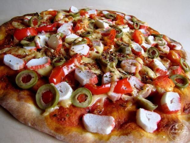 Pizza z surimi