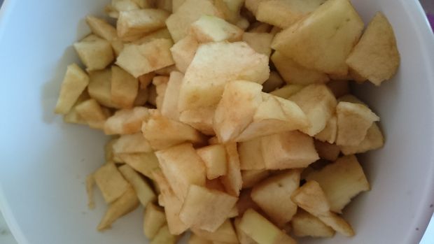 Placki kokosowe z mąki teff z jabłkami bez glutenu
