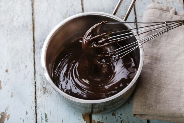 Łatwa polewa kakaowa do ciast i deserów