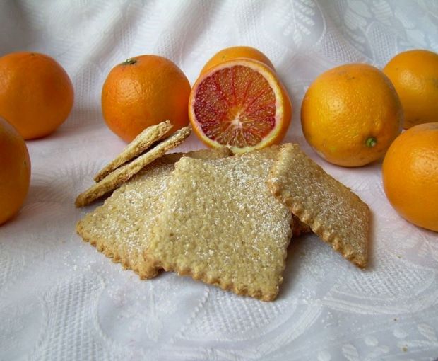Pomarańczowe ciasteczka digestive
