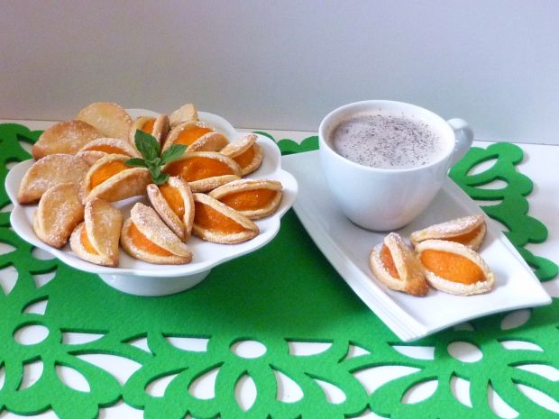 Pomarańczowe ciasteczka z morelami