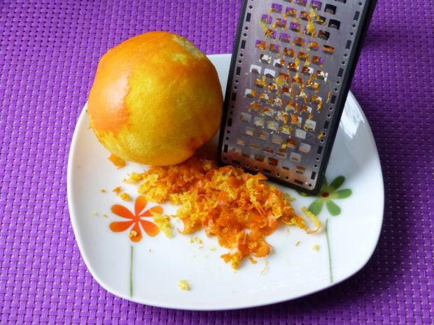 Pomarańczowo-korzenny cukier puder