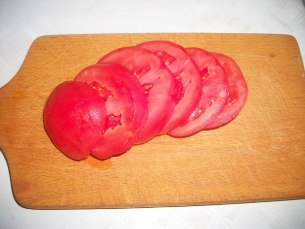 Pomidor w cieście naleśnikowym