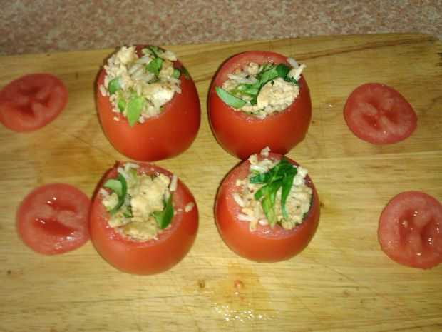 Pomidorki faszerowane ryżem i mięsem 