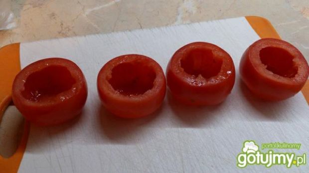 Pomidorki z kuskusową sałatką