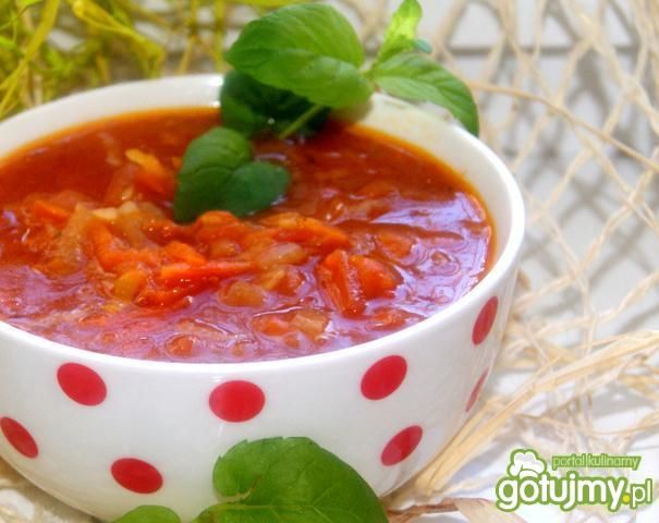 Pomidorowa na duszonych warzywach