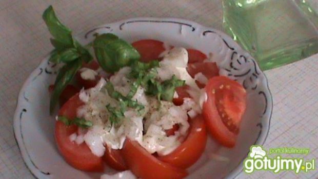 Pomidorowa sałatka