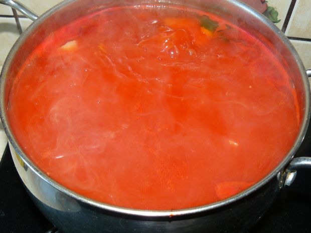 Pomidorowa z ryżem