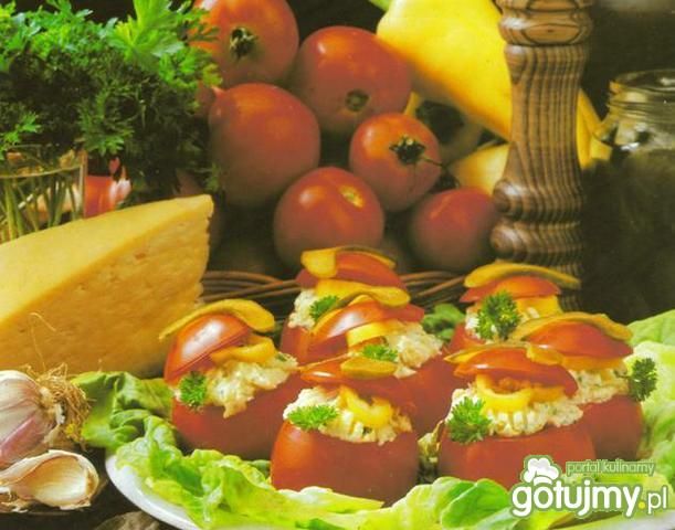 Pomidory nadziewane owczym serem