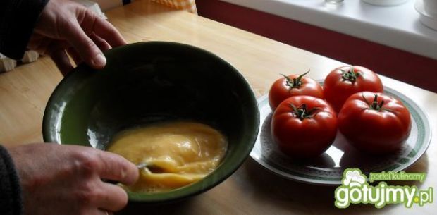 Pomidory z jajkiem.