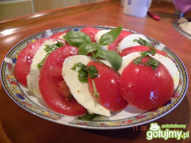 Pomidory z mozzarellą