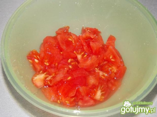 Pomidory ze szczypiorkiem w śmietanie