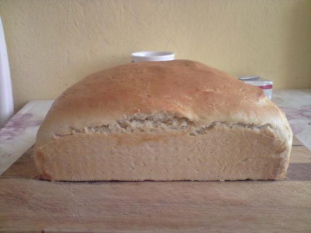 Prosty chleb pszenny