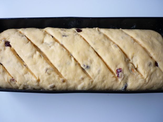 Pszenno-kukurydziany chleb z żurawiną