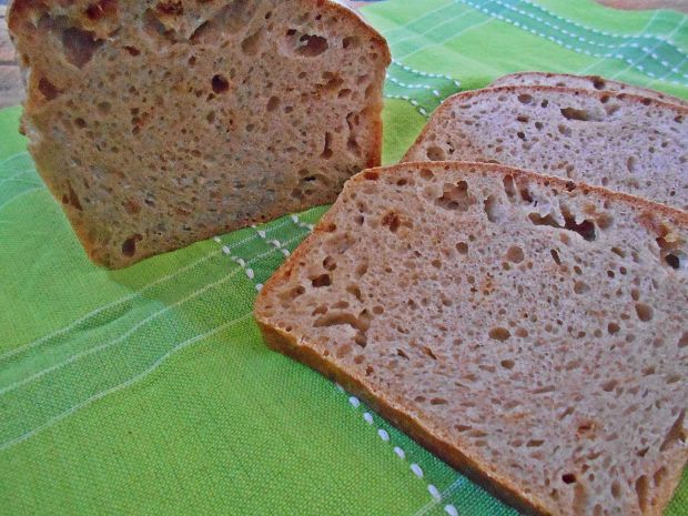 Pszenno-żytni chleb na zakwasie