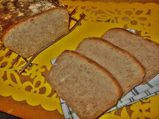 Pszenny chleb na drożdżach i zakwasie