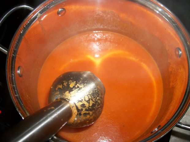 Pulpeciki w aksamtnym sosie pomidorowym