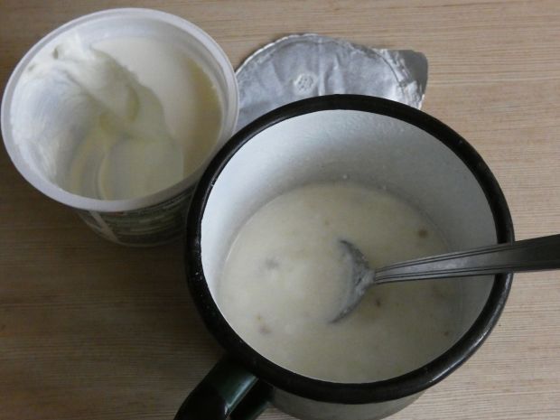 Pulpety w sosie chrzanowo-jogurtowym
