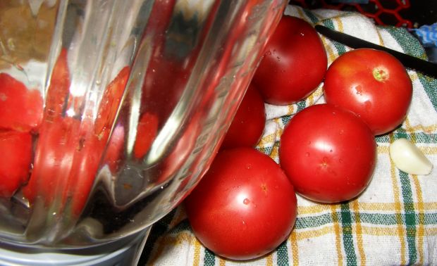 Pyszne duszone gołąbki w pomidorach