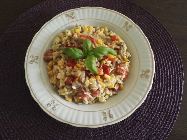 Risotto z papryką, pieczarkami i boczkiem