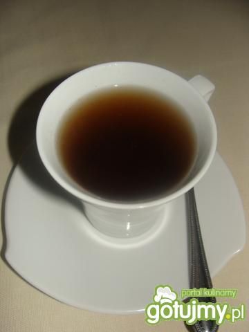 Rozgrzewająca jesienna herbata z imbirem